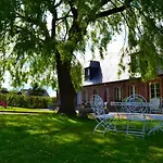 فندق مبيت وإفطار La Cle De Saule 3*